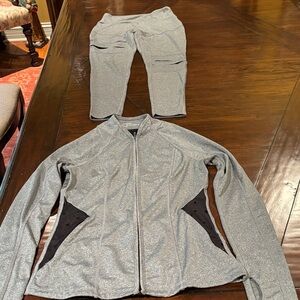 Gray Activewear Set with Jacket and Pants